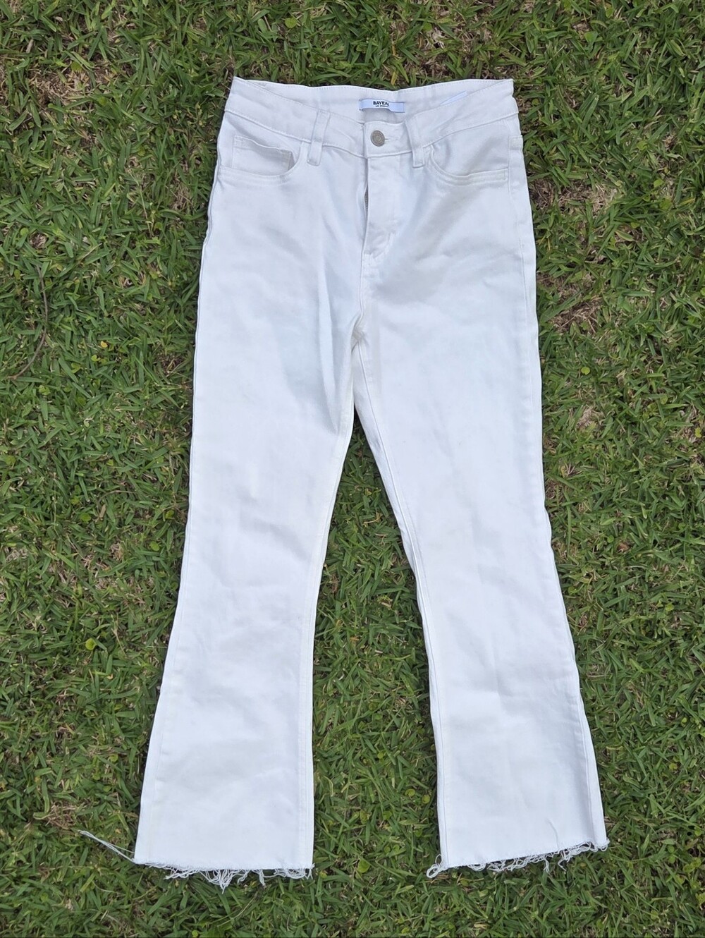 NWOT BAYEAS Emily Mid Rise Raw Hem Bootcut Denim Jeans